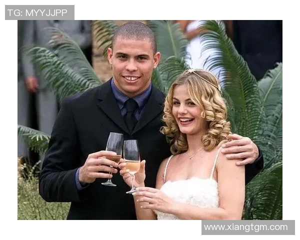 男足球星与女足传奇双星成婚 他们的爱情故事超越了绿茵场 男足球星与女足传奇双星成婚 他们的爱情故事超越了绿茵场