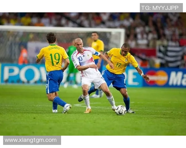 2002年横空出世的足球新星与他们如何改变世界足坛格局