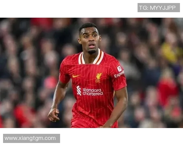 厚嘴唇足球球星的崛起与风采解析,盘点各大赛场的精彩瞬间 厚嘴唇足球球星的崛起与风采解析,盘点各大赛场的精彩瞬间